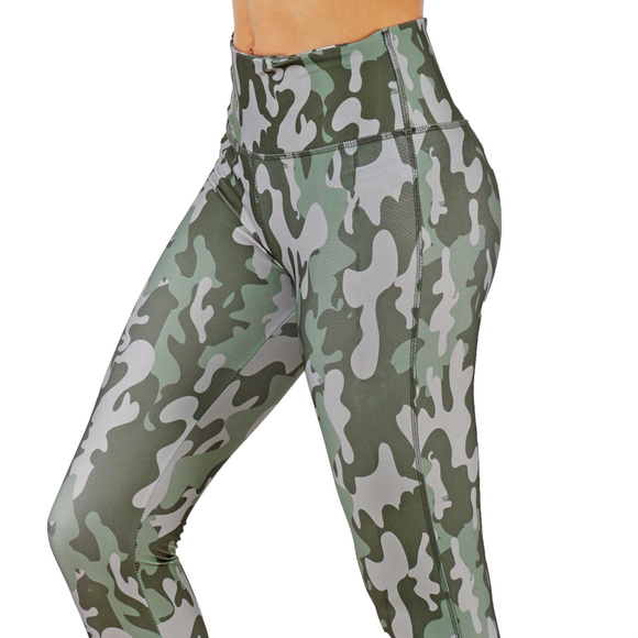 Fit Division Pants - Camo capri leggings high quality
